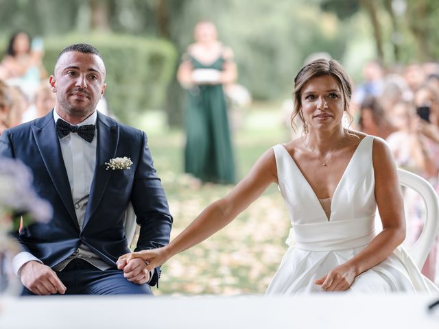 Il matrimonio di Marco e Cristina a Lesmo, Monza e Brianza 32