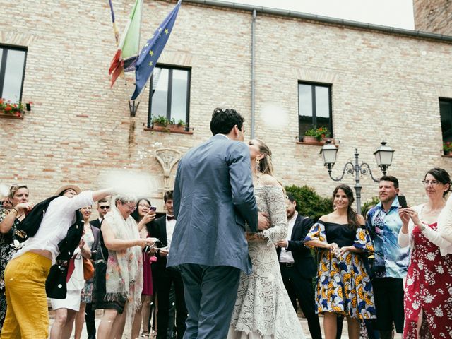 Il matrimonio di Marco e Anais a Città Sant&apos;Angelo, Pescara 21