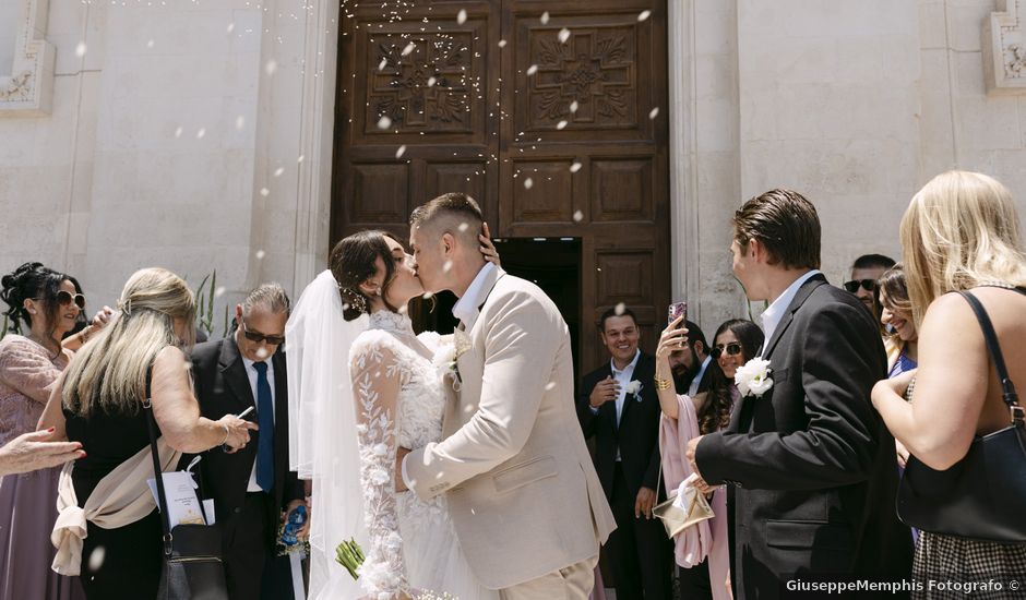 Il matrimonio di Ronnie e Mary a Manduria, Taranto