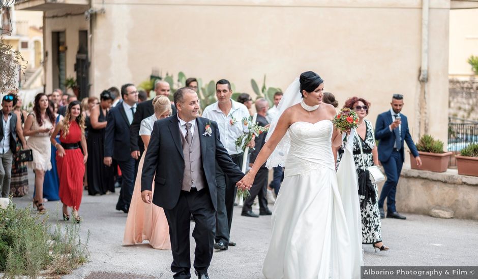 Il matrimonio di Luca e Ramona a Ragusa, Ragusa