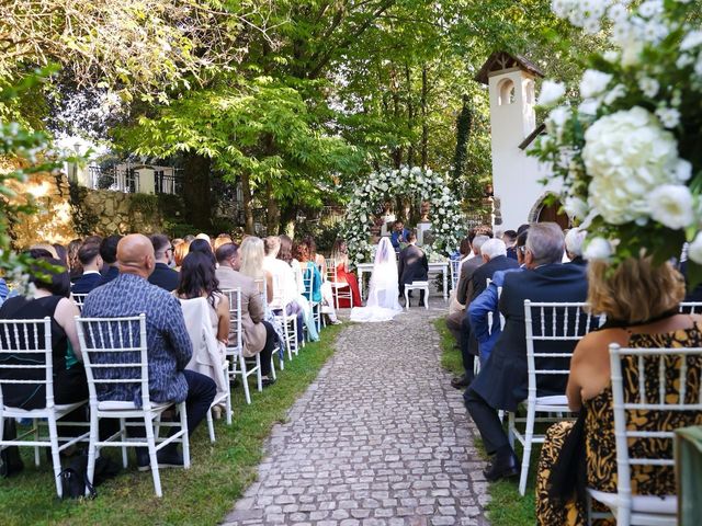 Il matrimonio di Léane  e Roberto  a Pontelatone, Caserta 1