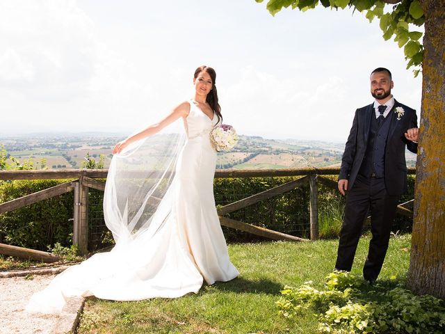 Il matrimonio di Roberto e Laura a Fermo, Fermo 23