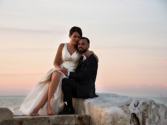 Il matrimonio di Roberto e Laura a Fermo, Fermo 37