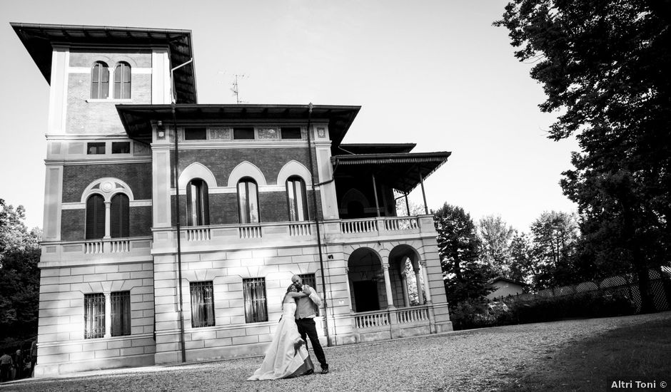 Il matrimonio di Denis e Simona a Medolla, Modena