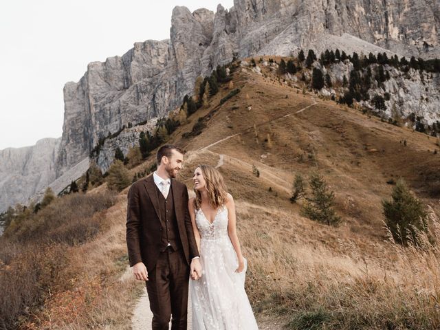 Il matrimonio di Sam e Amelia a Selva di Val Gardena-Wolkenstein in, Bolzano 14
