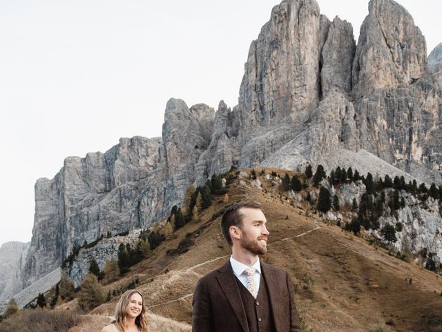 Il matrimonio di Sam e Amelia a Selva di Val Gardena-Wolkenstein in, Bolzano 22