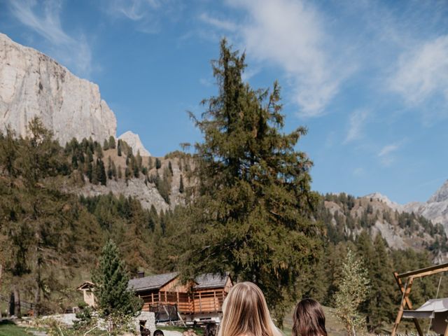 Il matrimonio di Sam e Amelia a Selva di Val Gardena-Wolkenstein in, Bolzano 52