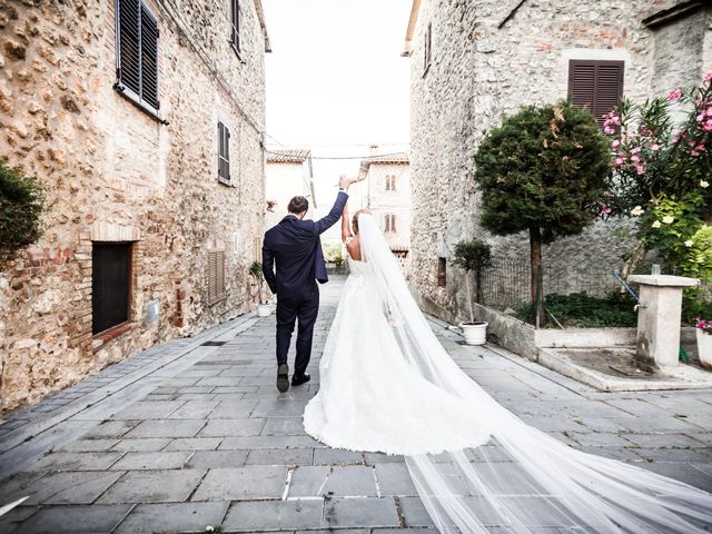 Il matrimonio di Fabrizio e Annalisa a Massa Martana, Perugia 35