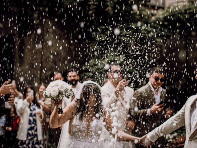 Il matrimonio di Gokce e Burak a Lucca, Lucca 40