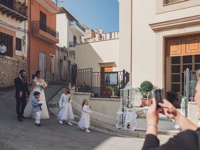 Il matrimonio di Fabio e Carmen a Santa Flavia, Palermo 31
