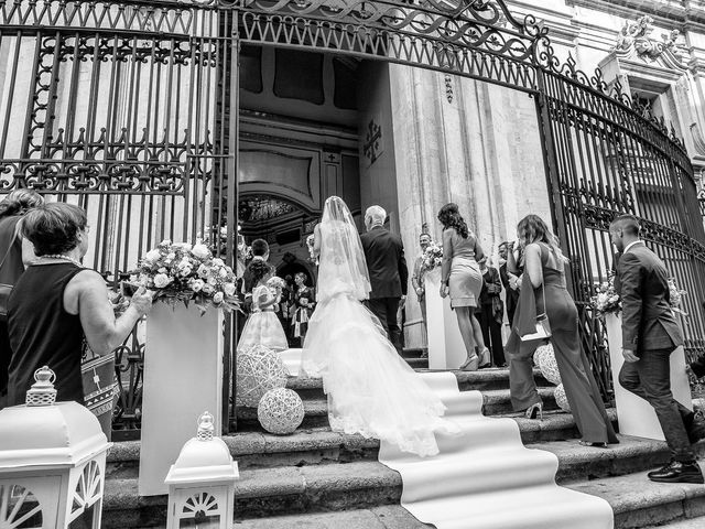 Il matrimonio di Christian e Isabella a Catania, Catania 15