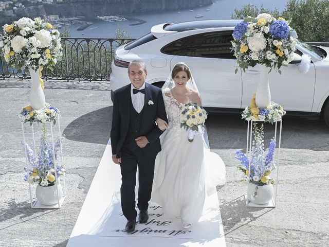 Il matrimonio di Rosalia e Domenico a Sorrento, Napoli 8