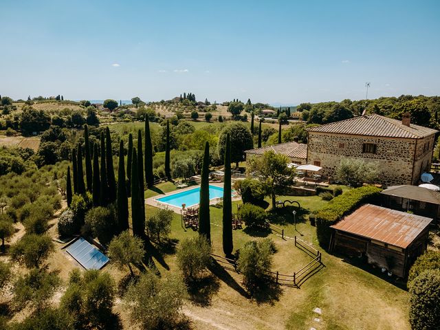 Il matrimonio di Federico e Serena a Torrita di Siena, Siena 4