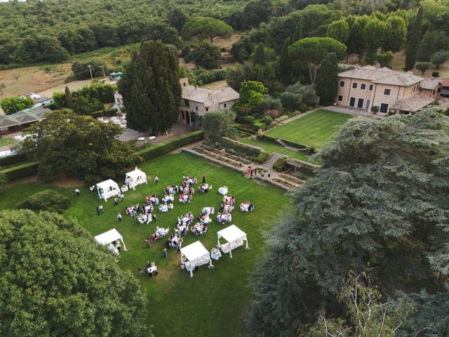 Il matrimonio di raffaella e devis a Bracciano, Roma 80