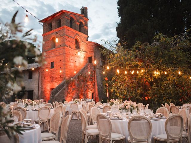 Il matrimonio di raffaella e devis a Bracciano, Roma 89