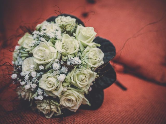 Il matrimonio di Massimiliano e Rosa a Pomezia, Roma 2