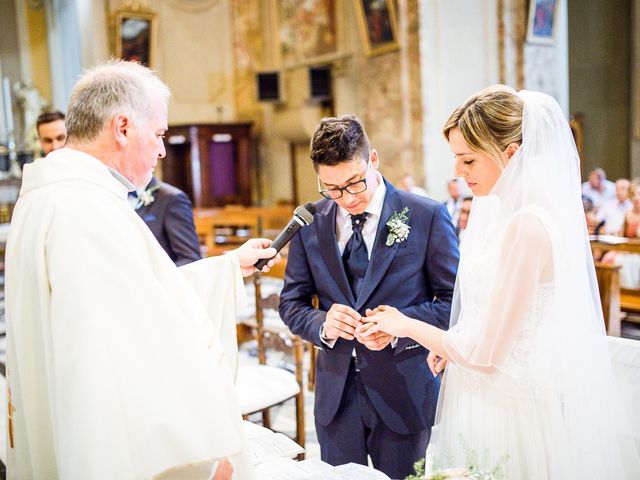 Il matrimonio di Jonnes e Emanuela a Sulbiate, Monza e Brianza 31