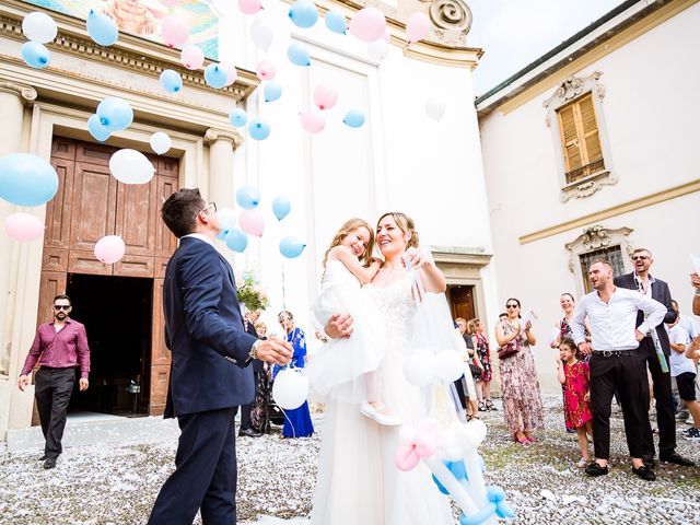 Il matrimonio di Jonnes e Emanuela a Sulbiate, Monza e Brianza 37