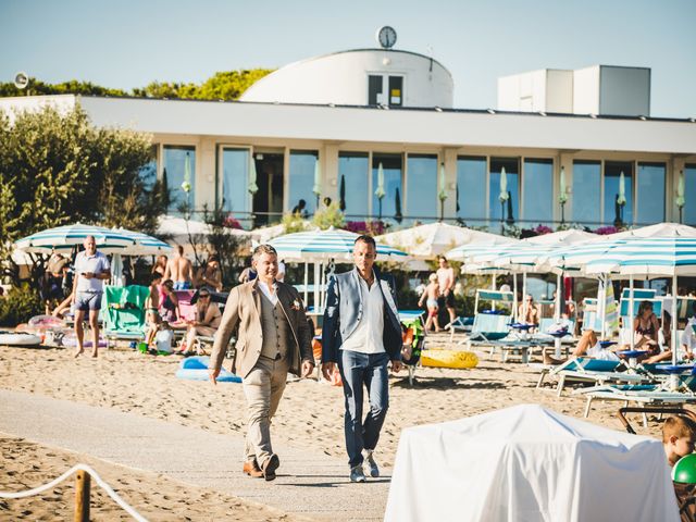 Il matrimonio di Carlo e Svenja a Cavallino-Treporti, Venezia 12