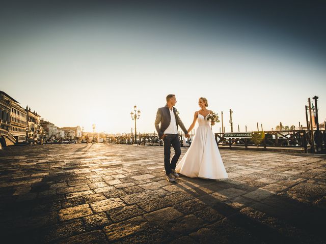 Il matrimonio di Carlo e Svenja a Cavallino-Treporti, Venezia 35