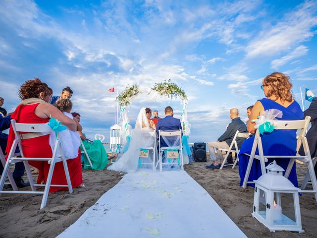 Il matrimonio di Fabio e Lara a Bellaria-Igea Marina, Rimini 7