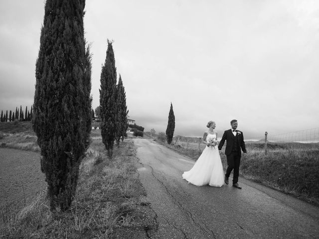 Il matrimonio di Michel e Kristine a Volterra, Pisa 33