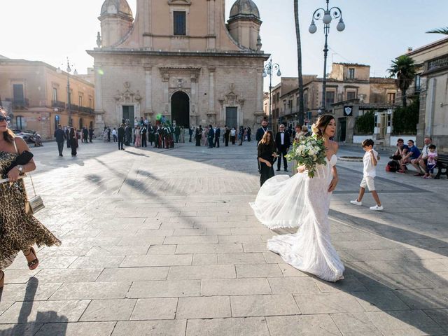 Il matrimonio di Gabriele e Teresa a Vittoria, Ragusa 8