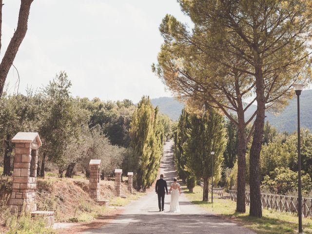 Il matrimonio di Lorenzo e Ilaria a Giano dell&apos;Umbria, Perugia 48