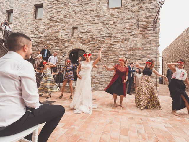 Il matrimonio di Lorenzo e Ilaria a Giano dell&apos;Umbria, Perugia 54