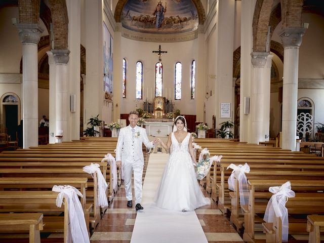 Il matrimonio di Marco e Martina a Salzano, Venezia 32