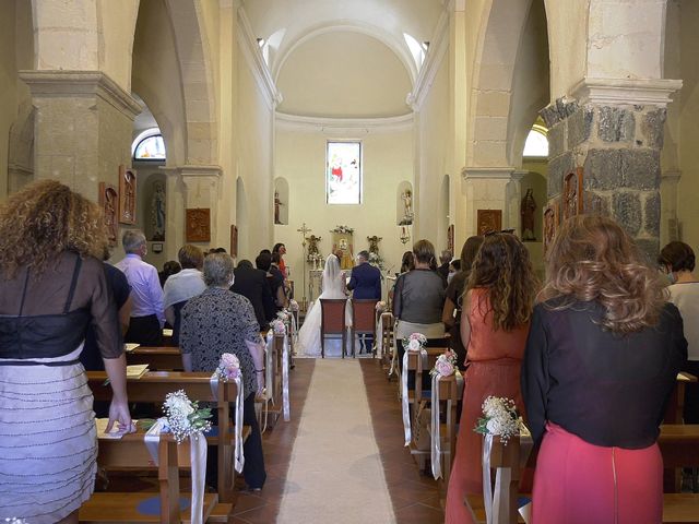 Il matrimonio di Fabio e Mariangela a Nurachi, Oristano 8