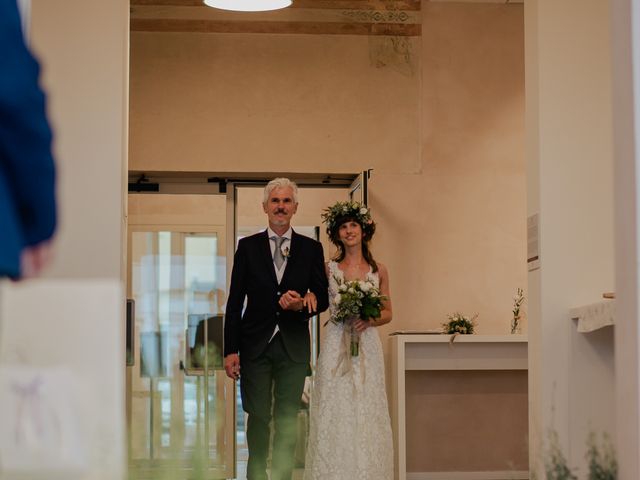 Il matrimonio di Federico e Giulia a Luino, Varese 27