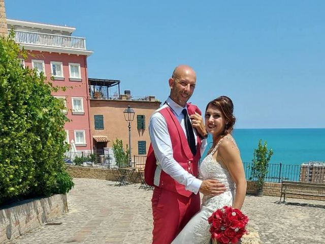 Il matrimonio di Eros e Francesca a Cupra Marittima, Ascoli Piceno 1