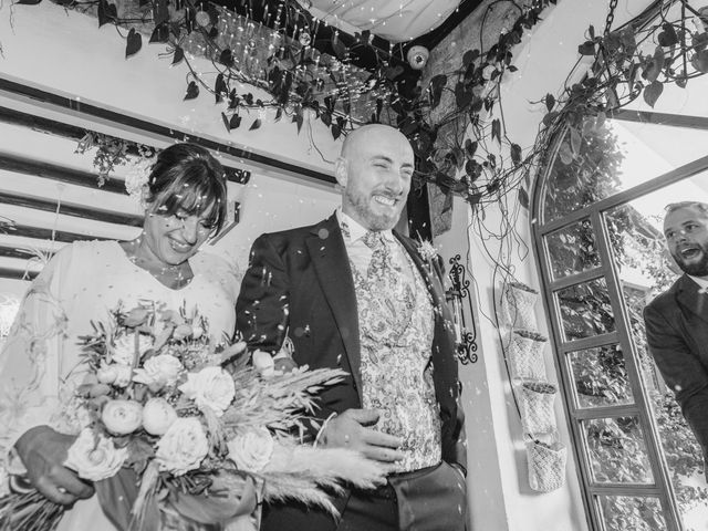 Il matrimonio di Renato e Valentina a Napoli, Napoli 13