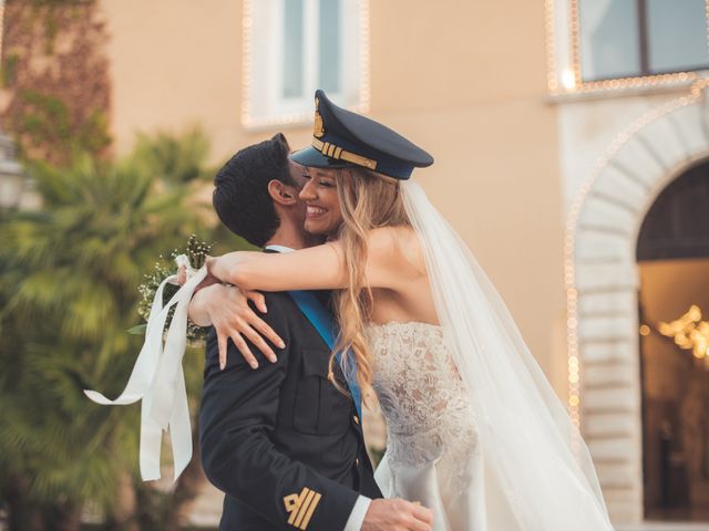 Il matrimonio di Roger e Angela a Barletta, Bari 33