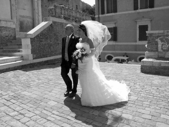 Il matrimonio di Massimo e Paola a Ancona, Ancona 11