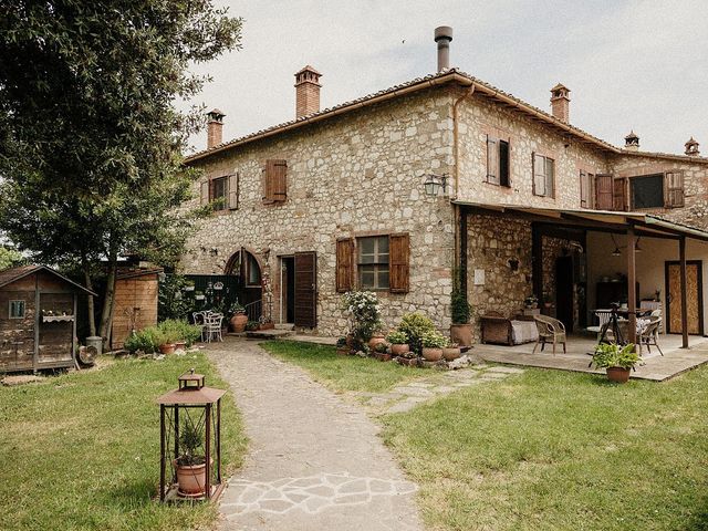 Il matrimonio di Andrea e Veronica a Colle di Val d&apos;Elsa, Siena 2