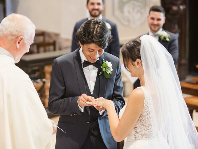 Il matrimonio di Alessandro e Bruna a Capiago Intimiano, Como 23