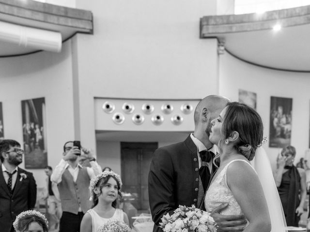 Il matrimonio di Simona e Yuri a Appignano, Macerata 48