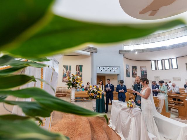 Il matrimonio di Simona e Yuri a Appignano, Macerata 53