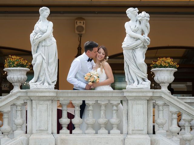 Il matrimonio di Luca e Samantha a Riva del Garda, Trento 16