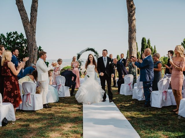 Il matrimonio di Wiktor e Gjertrud a Campagnatico, Grosseto 37