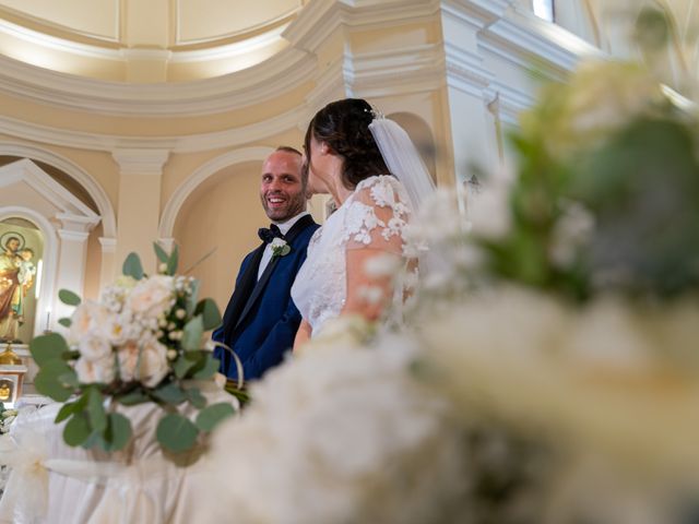 Il matrimonio di Mariateresa e Lorenzo a Cingoli, Macerata 32