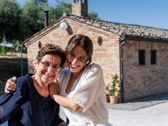 Il matrimonio di Valentina e Emanuele a Mogliano, Macerata 19