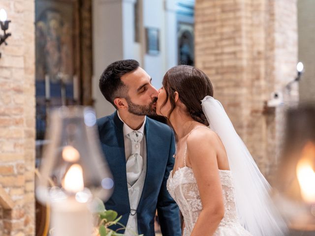 Il matrimonio di Valentina e Emanuele a Mogliano, Macerata 45