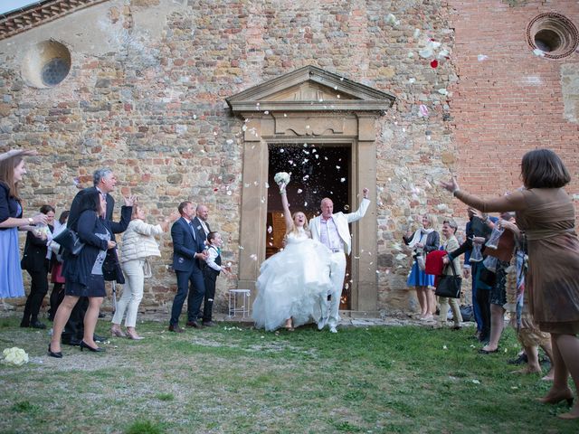 Il matrimonio di Michael e Christina a San Gimignano, Siena 34