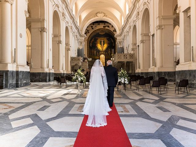 Il matrimonio di Luca e Laura a Salerno, Salerno 11