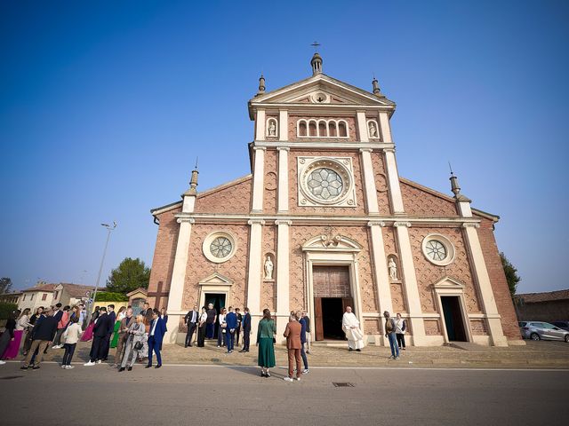 Il matrimonio di Luca e Laura a Salvirola, Cremona 32