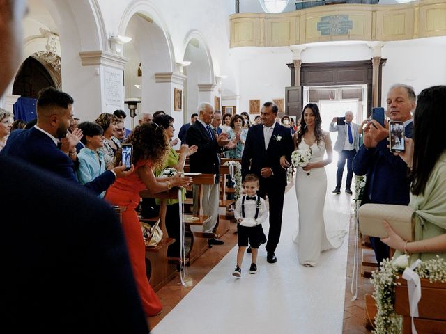 Il matrimonio di Angela e Francesco a Capaccio Paestum, Salerno 15