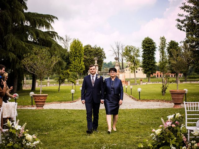 Il matrimonio di Roberto e Lucia a Chignolo Po, Pavia 5